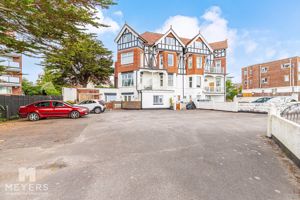 Photo 21- click for photo gallery